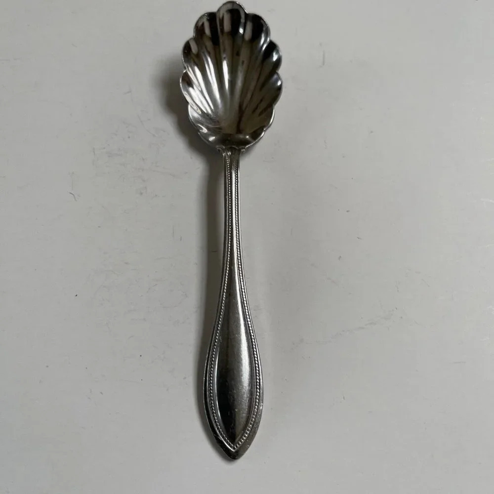 Oneida Astragal Glossy‎ Sugar Spoon Scalloped Replacement Kitchen Silverware